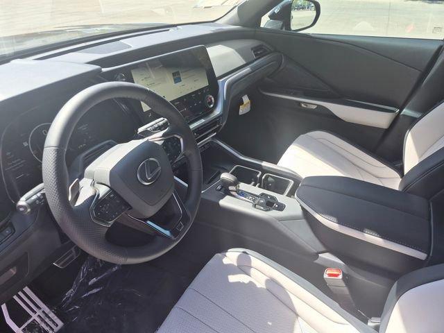 New 2026 Lexus TX 500h AWD image 11