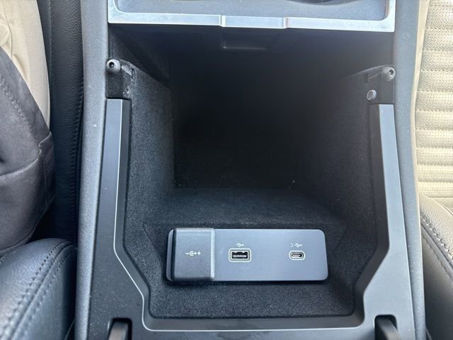 Used 2022 Land Rover Discovery Sport S image 29