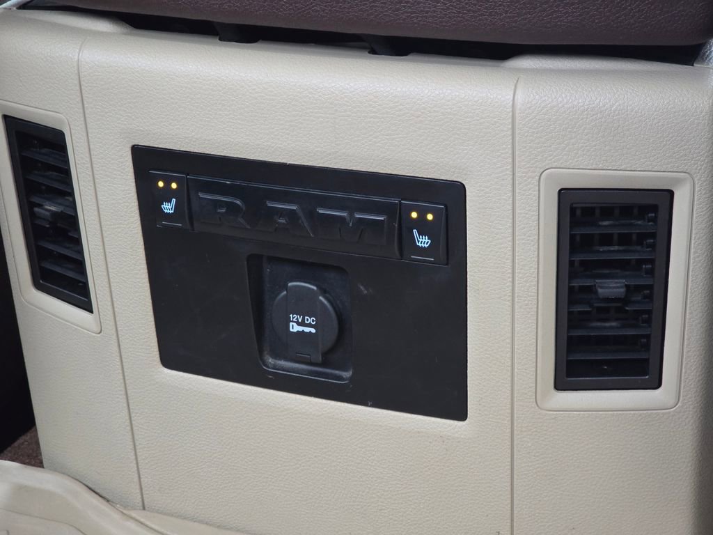 Used 2015 RAM 3500 Laramie Longhorn image 25