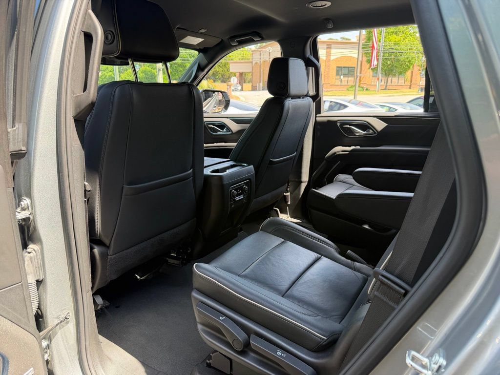 Used 2024 Chevrolet Tahoe Premier AWD/4WD image 31