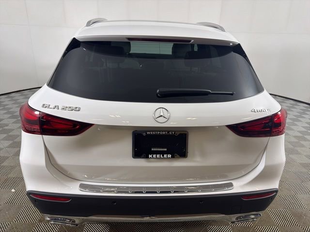 Used 2025 Mercedes-Benz GLA 250 4MATIC image 6