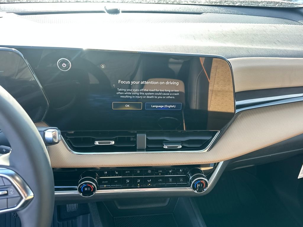 New 2026 Chevrolet Equinox ACTIV w/ Convenience Package III image 23