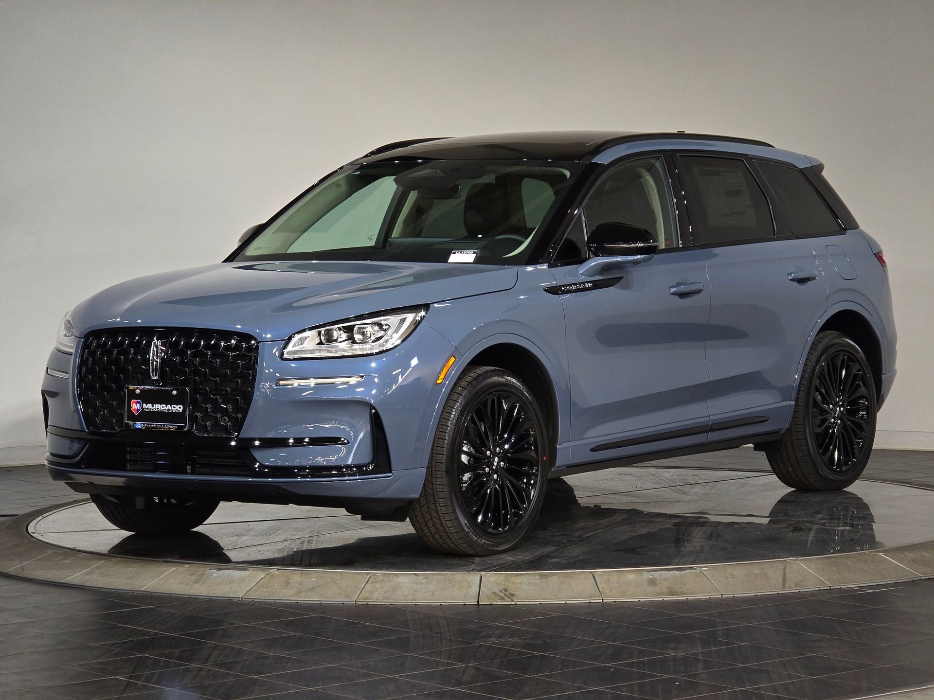 New 2025 Lincoln Corsair Reserve w/ Equipment Group 202A AWD/4WD image 8