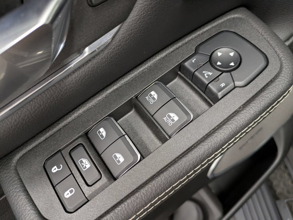 Used 2026 RAM 1500 Laramie w/ Night Edition AWD/4WD image 11