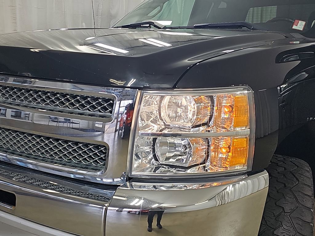 Used 2013 Chevrolet Silverado 1500 LT AWD/4WD image 34
