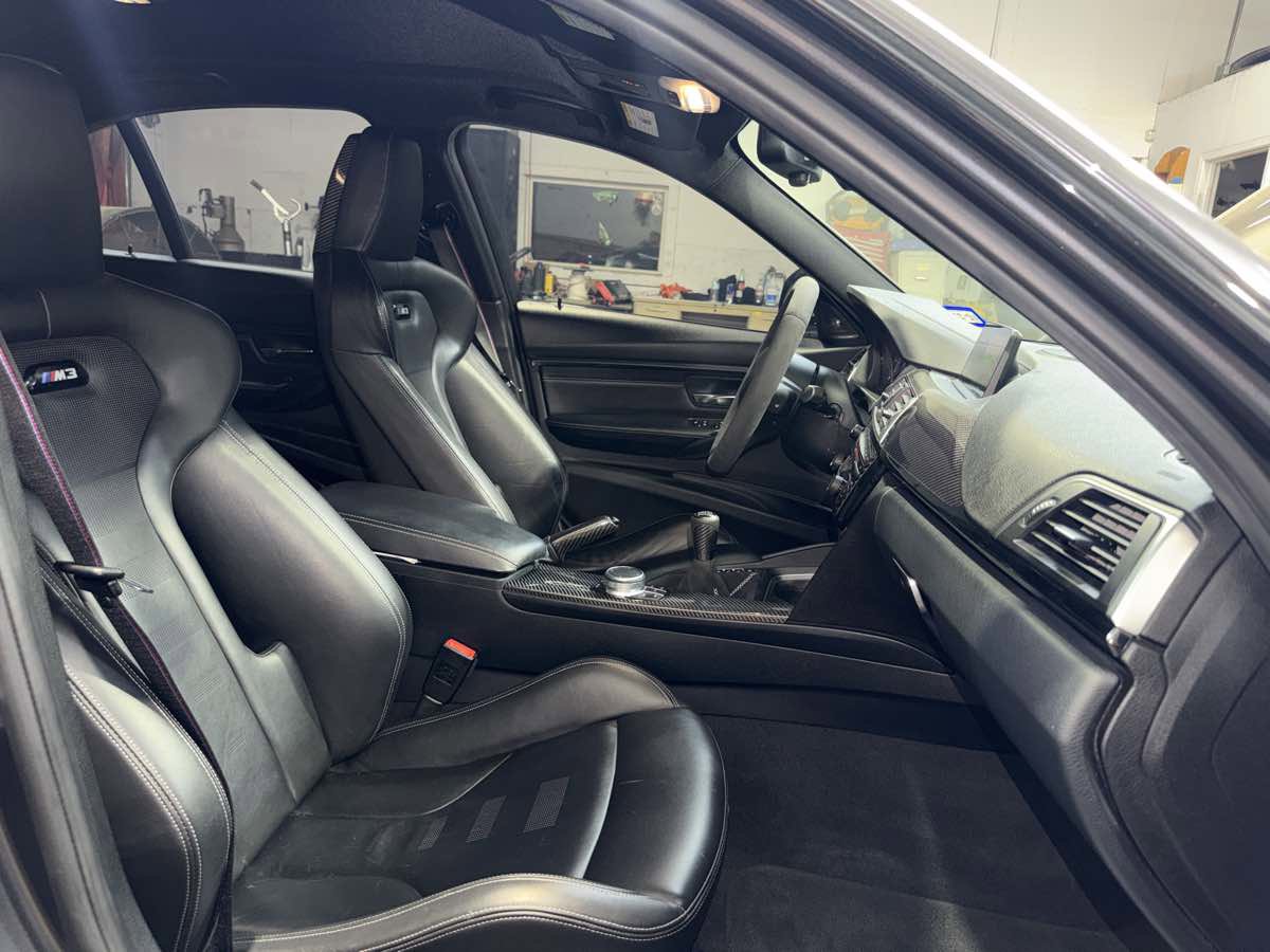 Used 2018 BMW M3 image 27
