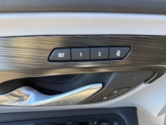 Used 2022 GMC Terrain SLT w/ Infotainment Package II image 10