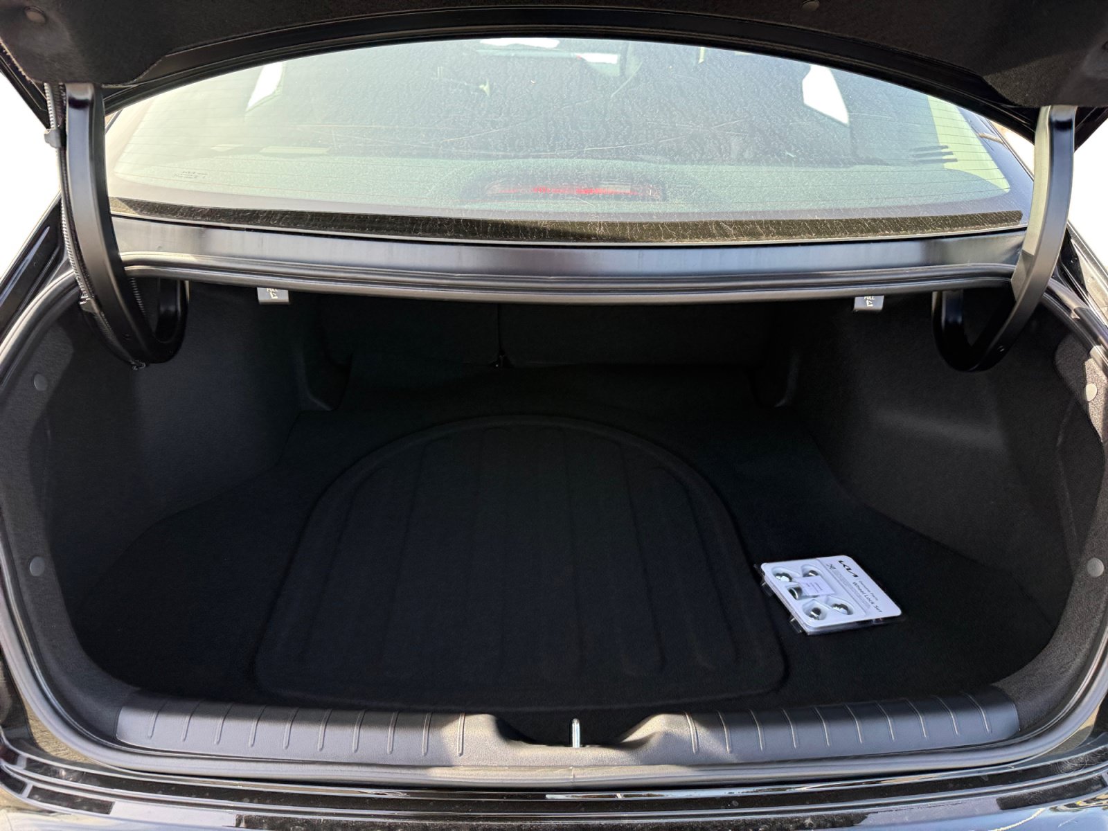 New 2027 Kia K4 FWD image 17