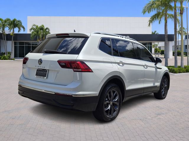 Certified 2023 Volkswagen Tiguan SE FWD image 7