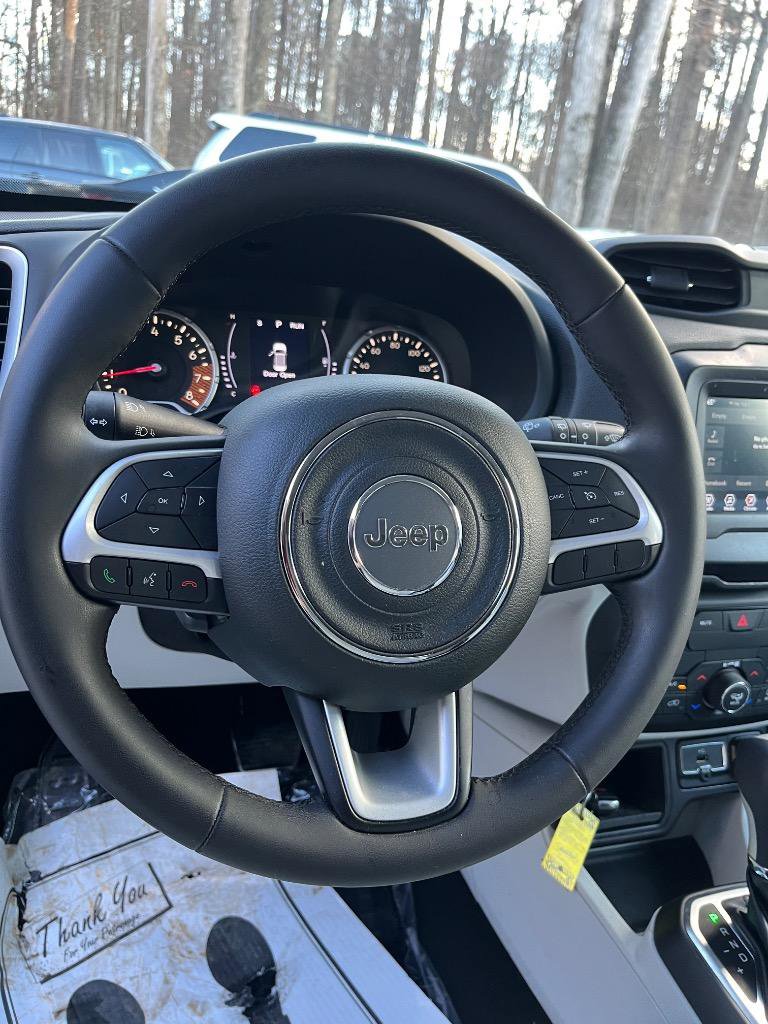 Used 2019 Jeep Renegade Latitude w/ Popular Equipment Group FWD image 46