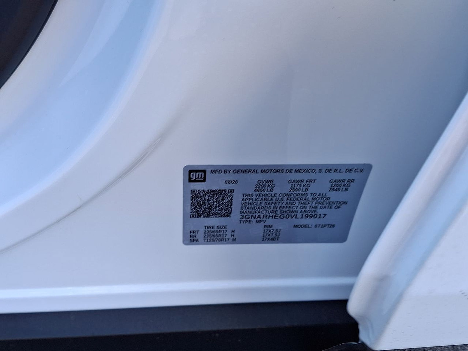 New 2027 Chevrolet Equinox LT w/ LPO, Floor Liner Package FWD image 24