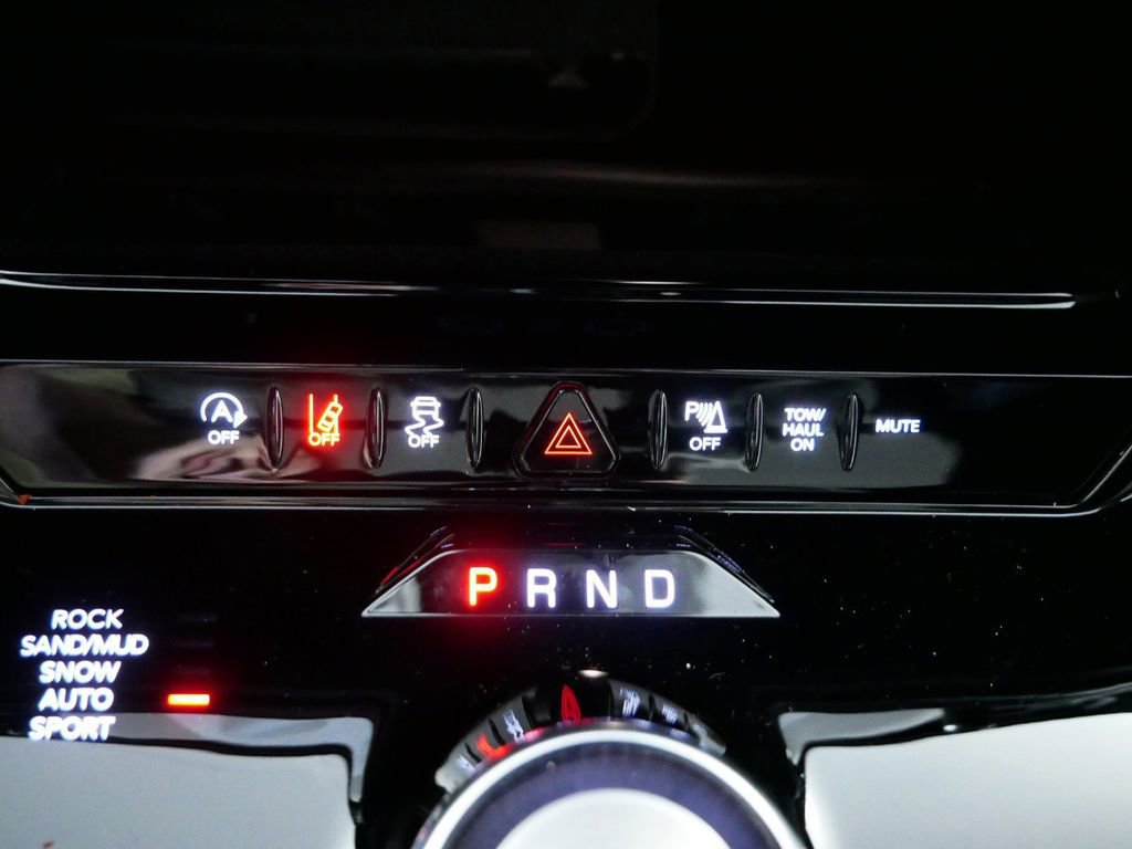 Used 2024 Jeep Wagoneer Series II image 48