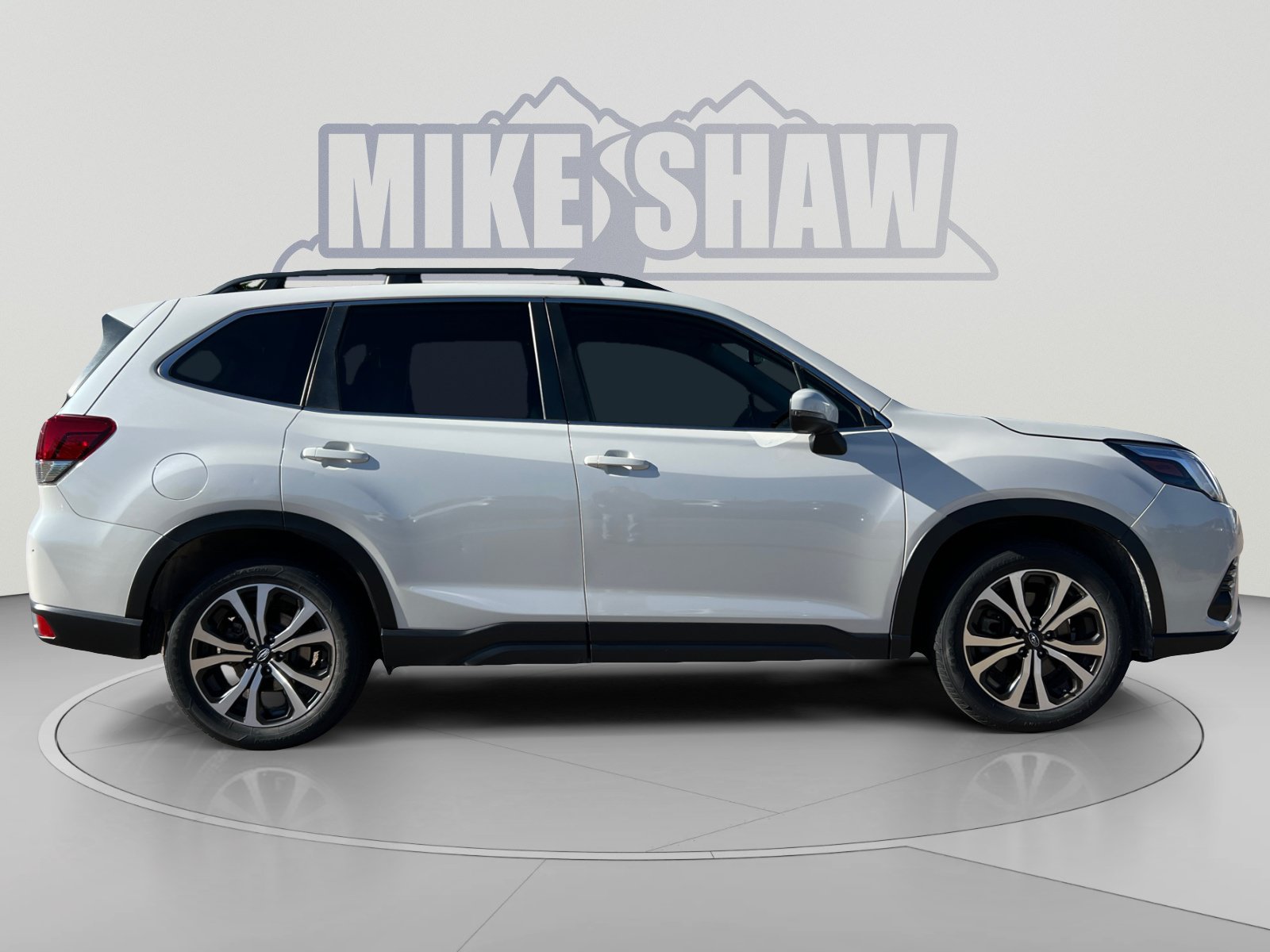 Used 2023 Subaru Forester Limited AWD/4WD image 6