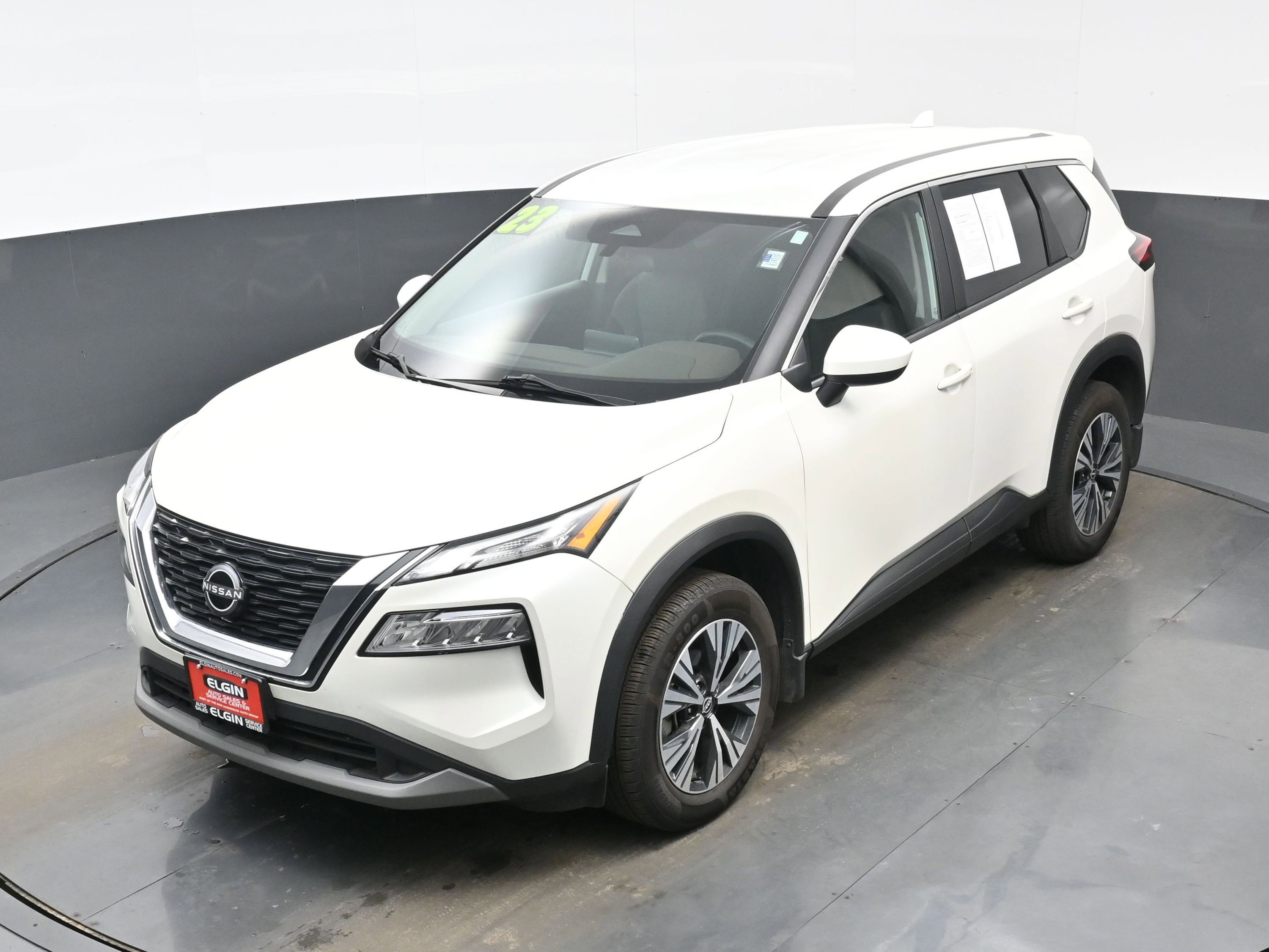 Used 2023 Nissan Rogue SV image 33