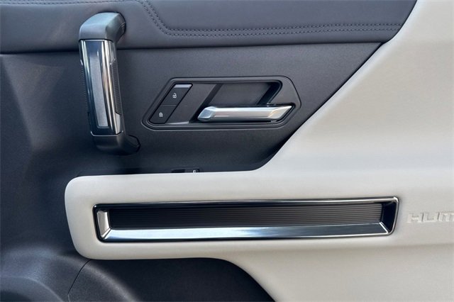 New 2026 GMC Hummer EV SUV w/ LPO, Sport Package image 20