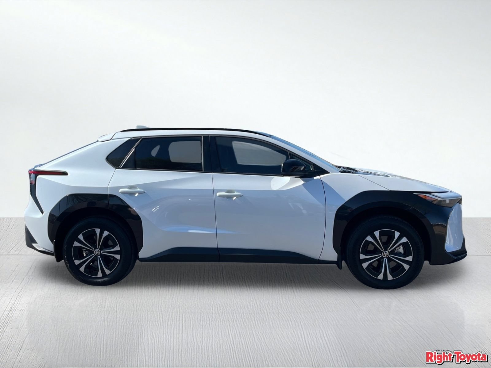 Certified 2024 Toyota bZ4X AWD w/ Weather Package image 8
