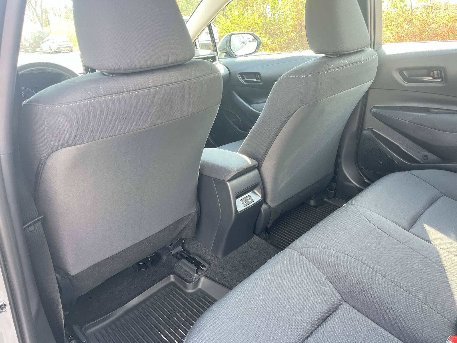 Used 2026 Toyota Corolla LE FWD image 19