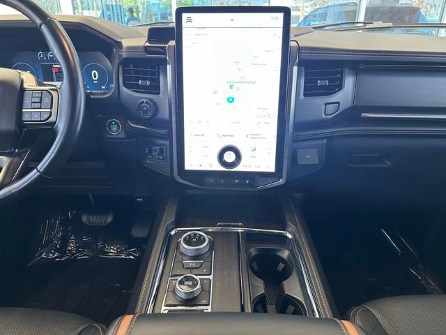 Certified 2023 Ford Expedition Max Platinum image 18