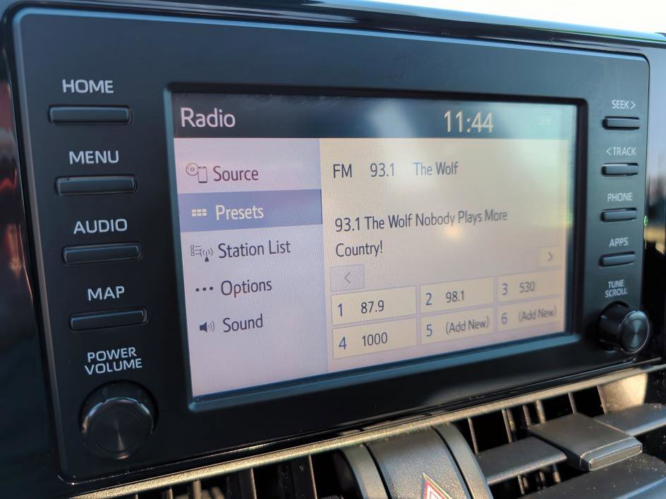 Used 2019 Toyota RAV4 XLE w/ Convenience Package image 24