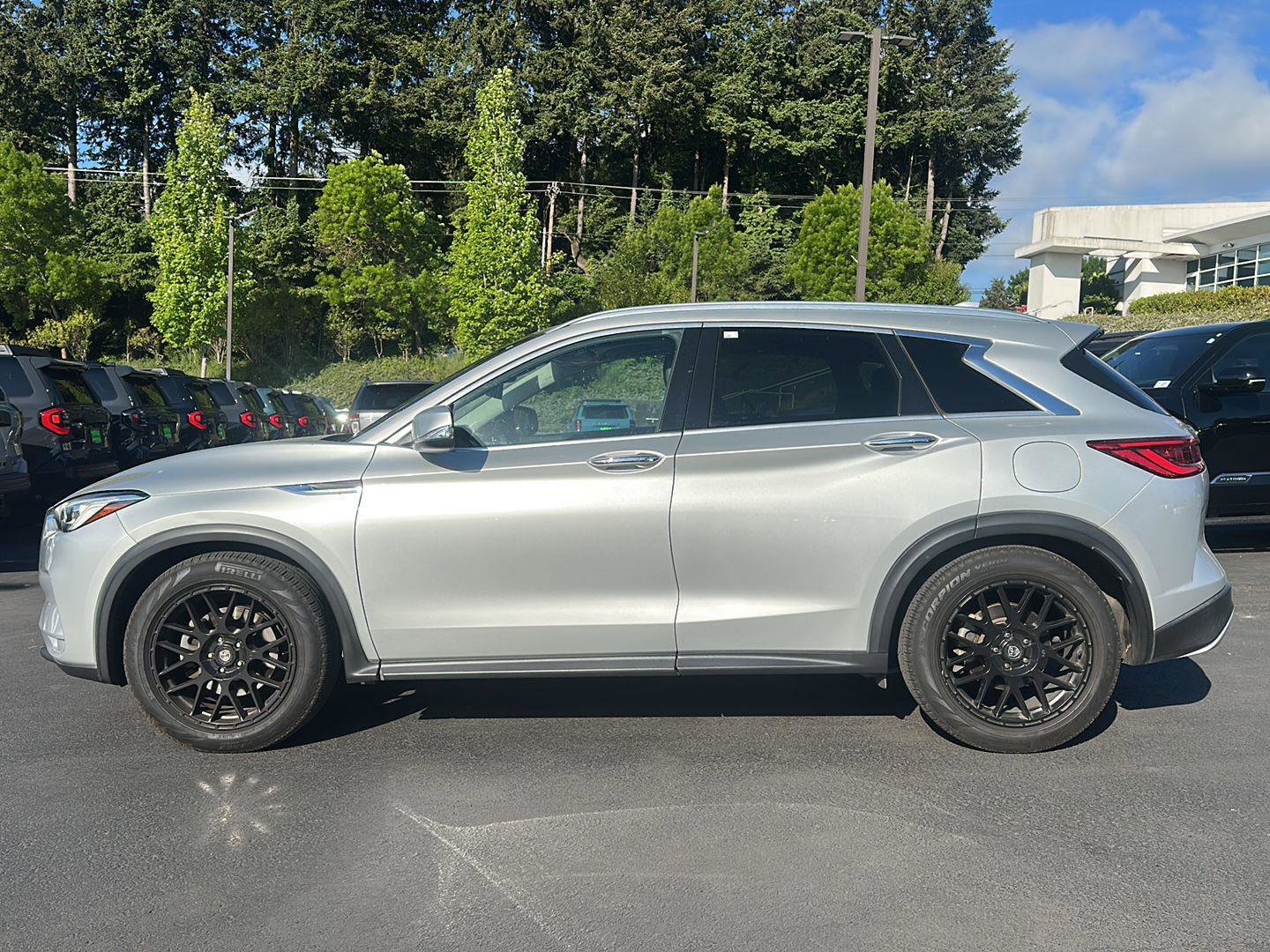 Used 2019 INFINITI QX50 Luxe FWD image 4