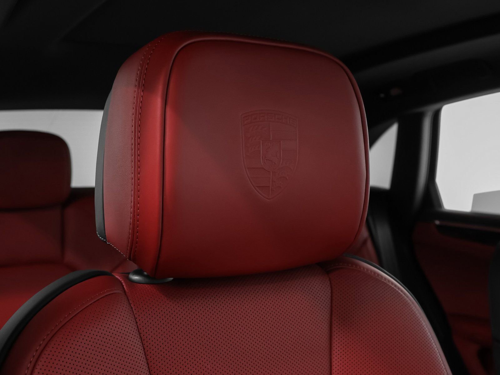 New 2026 Porsche Macan S image 27