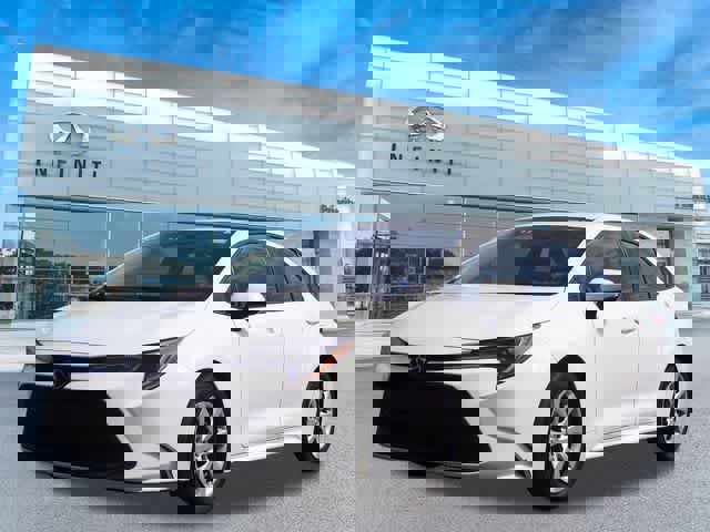 Used 2023 Toyota Corolla LE image 1