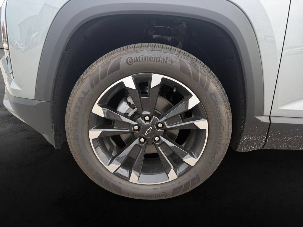 New 2027 Chevrolet Equinox RS w/ Safety and Technology Package AWD/4WD image 11