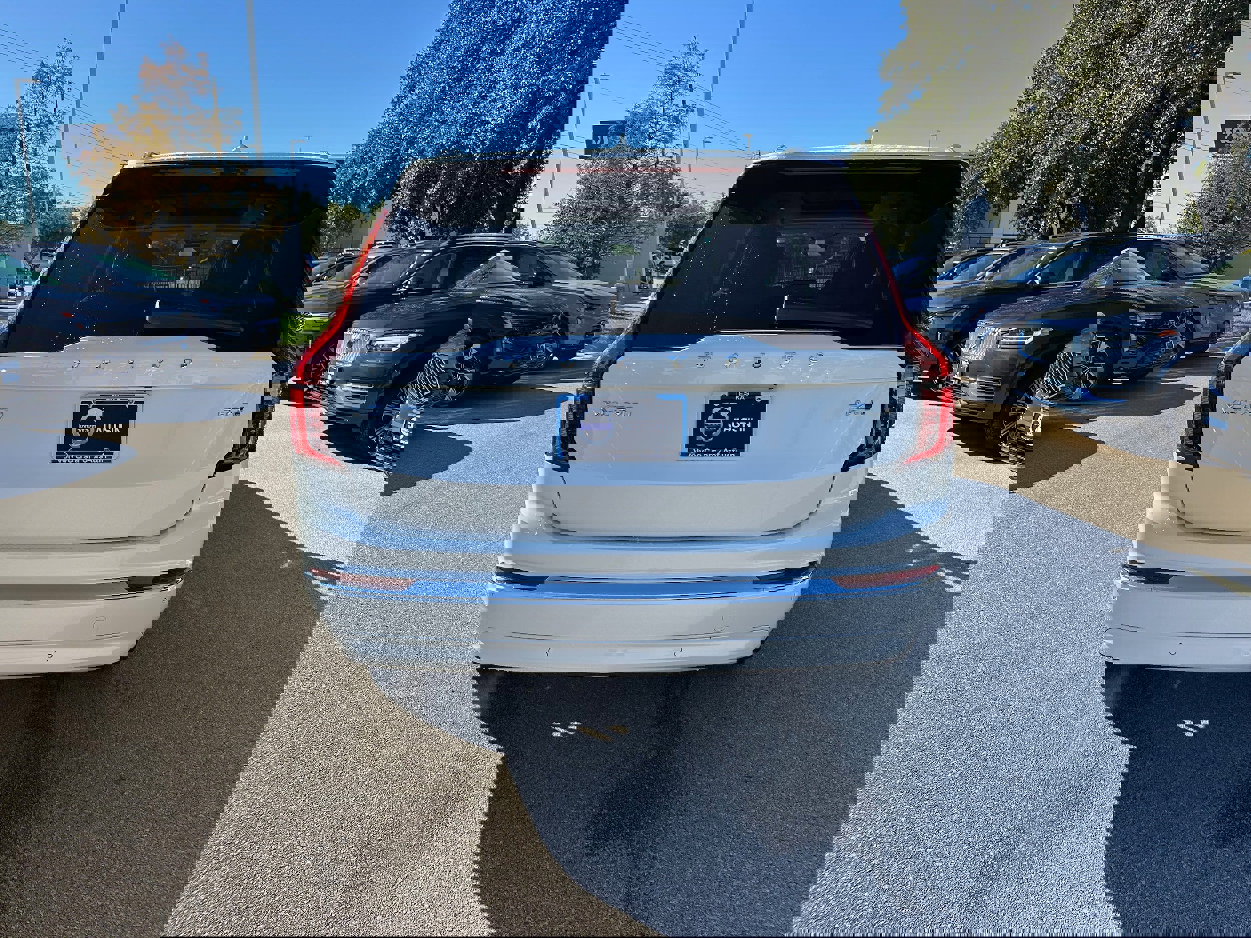 New 2026 Volvo XC90 B6 Ultra w/ Protection Package image 5