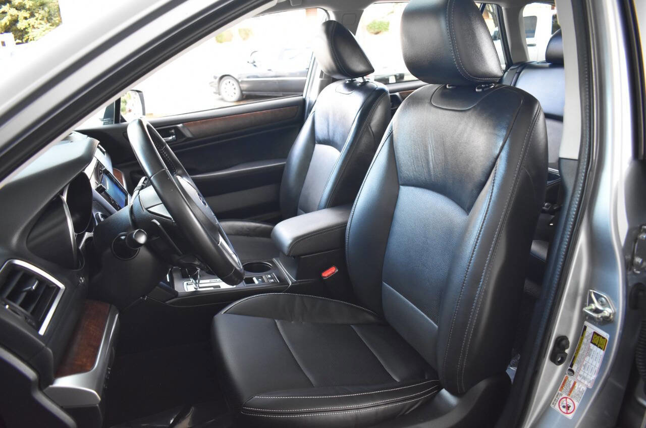 Used 2016 Subaru Outback 3.6R Limited image 29