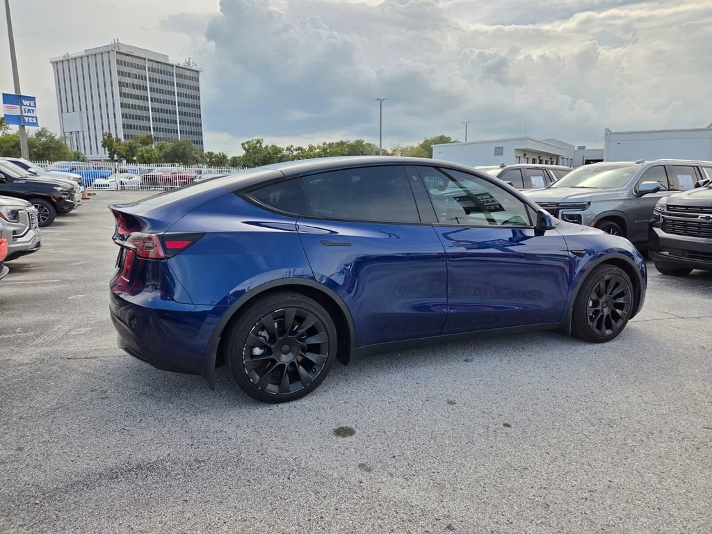 Used 2021 Tesla Model Y Long Range AWD/4WD image 15