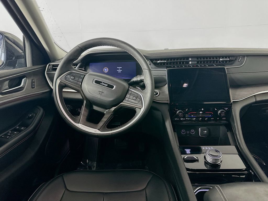 Certified 2023 Jeep Grand Cherokee Limited image 34