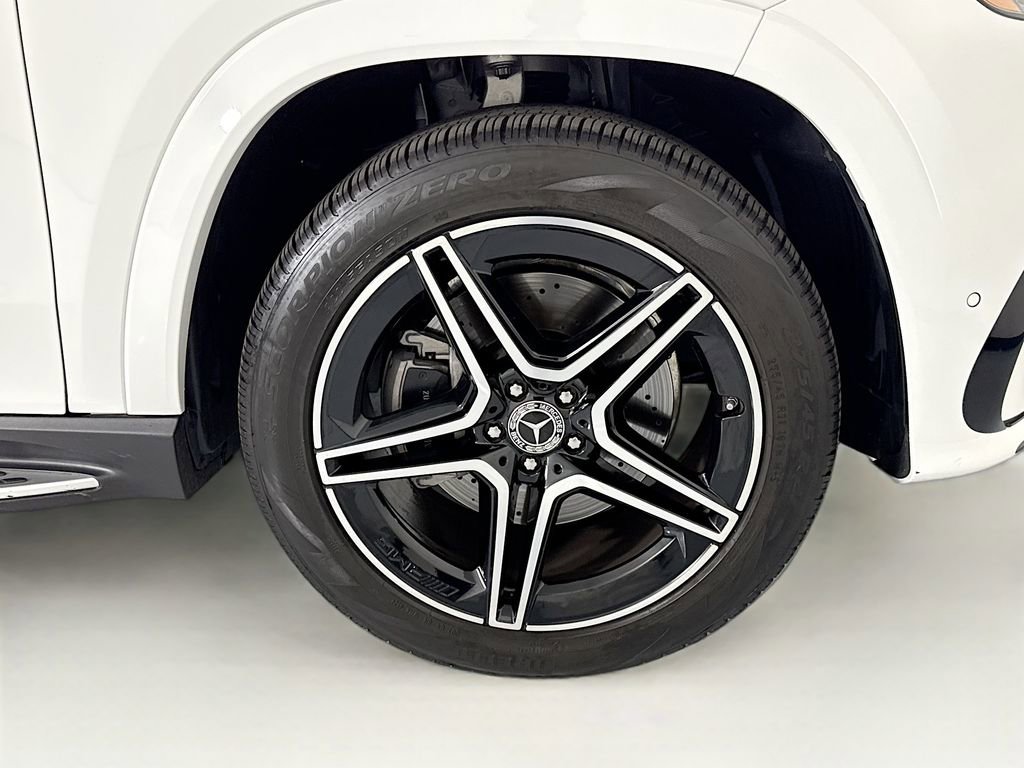Certified 2025 Mercedes-Benz GLS 450 4MATIC image 33