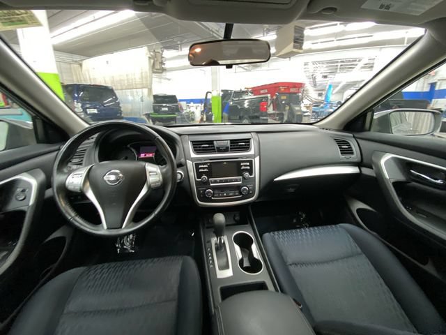 Used 2017 Nissan Altima 2.5 SV FWD image 27