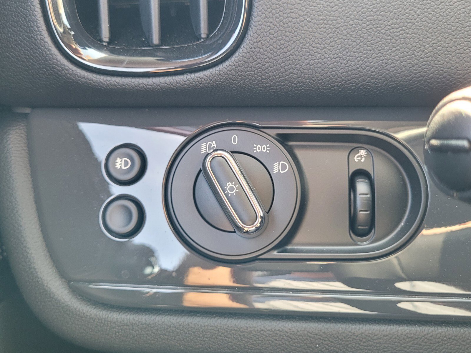 Used 2024 MINI Cooper Countryman image 22