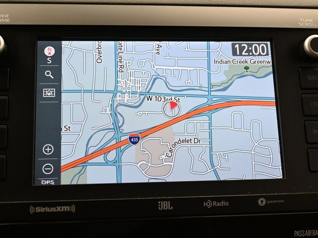 Certified 2021 Toyota Sequoia Platinum AWD/4WD image 27