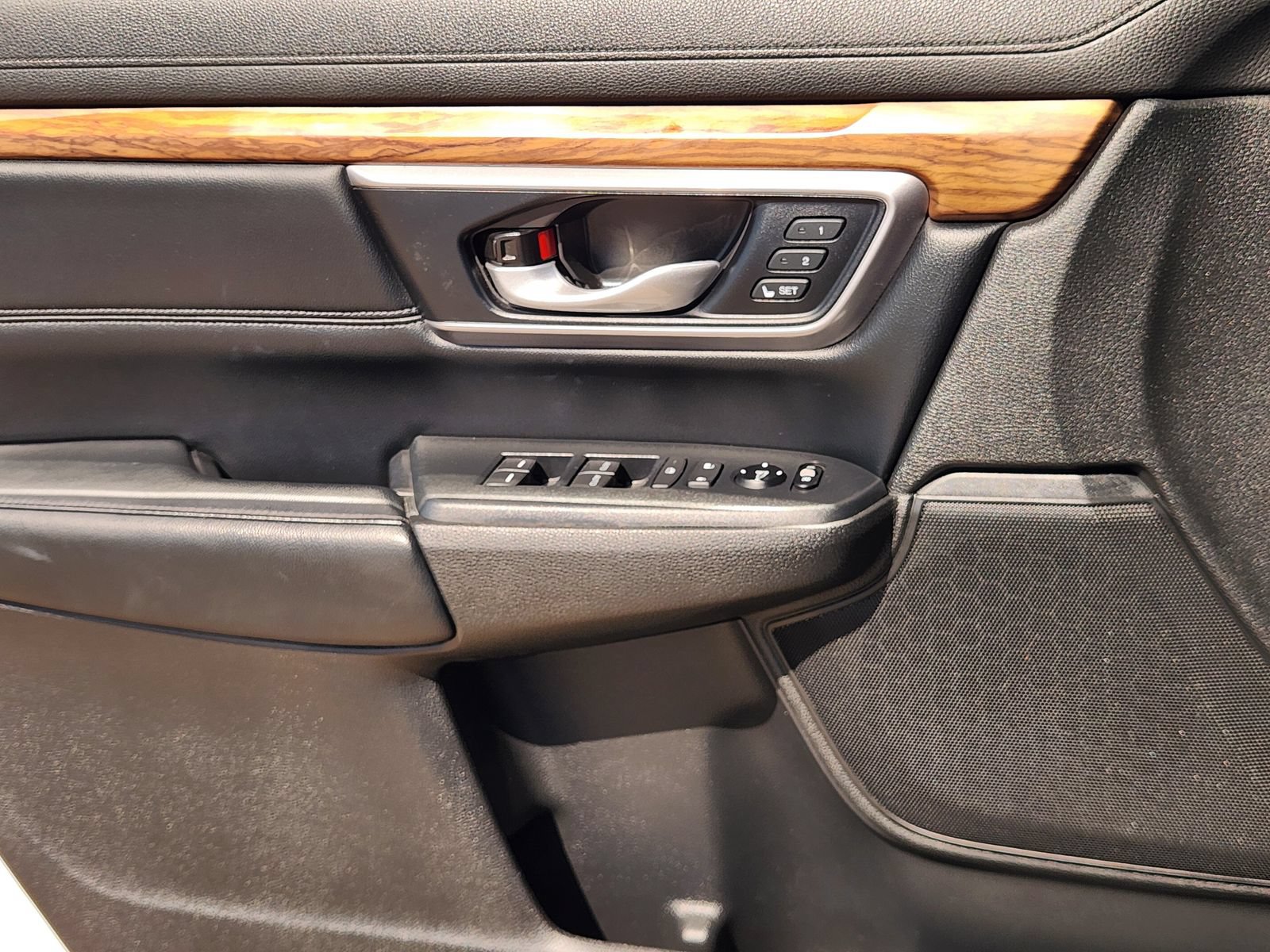 Used 2020 Honda CR-V Touring image 21