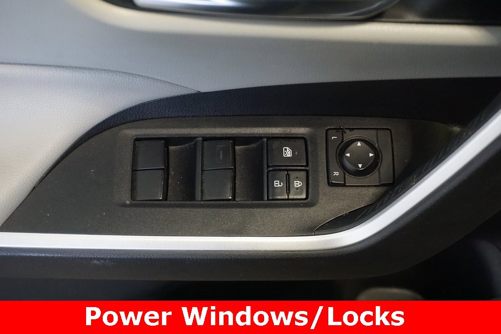 Used 2020 Toyota RAV4 XLE image 5