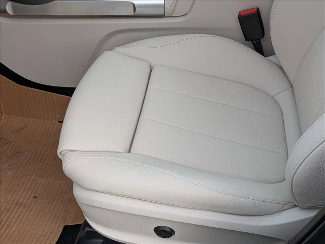 New 2026 Mercedes-Benz GLB 250 4MATIC image 4