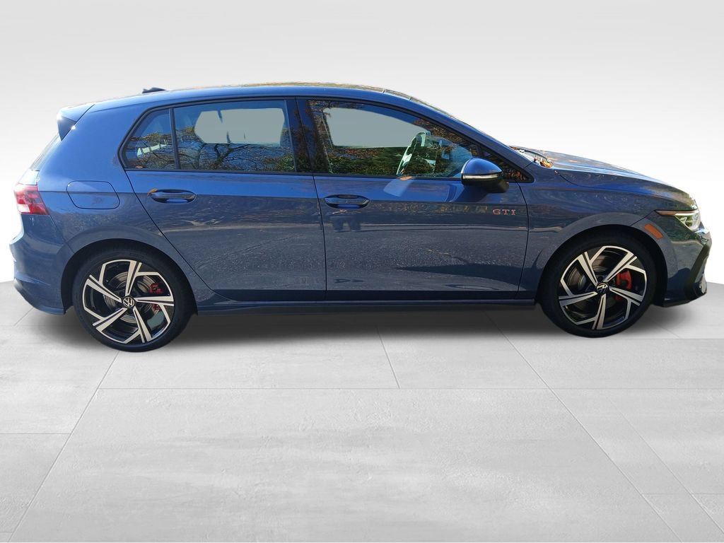 New 2026 Volkswagen GTI SE FWD image 6