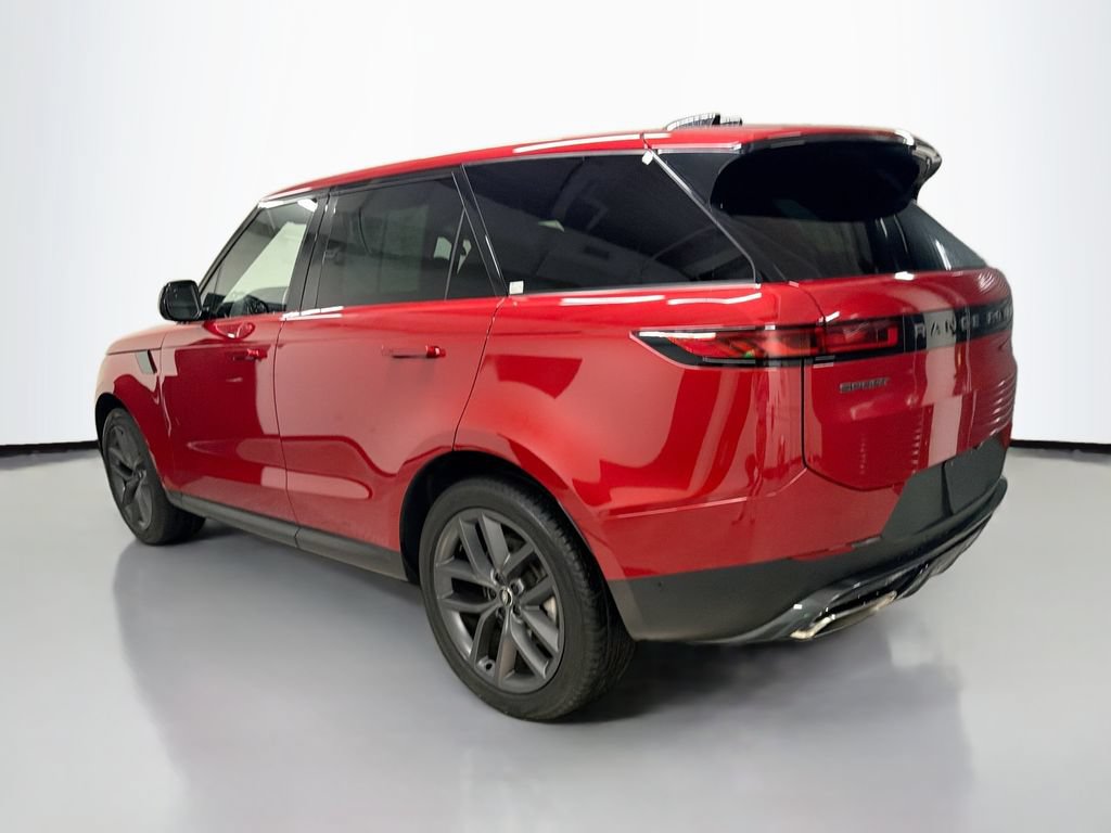 Used 2024 Land Rover Range Rover Sport SE AWD/4WD image 3