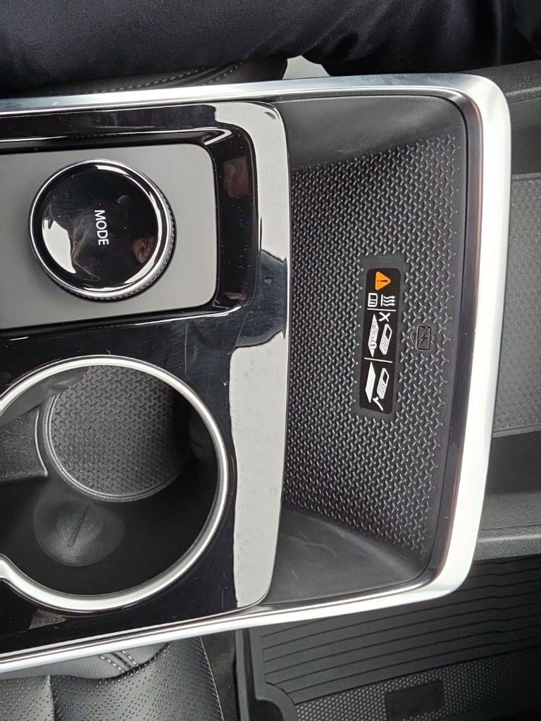 Used 2026 Chevrolet Equinox LT w/ Convenience Package II image 17