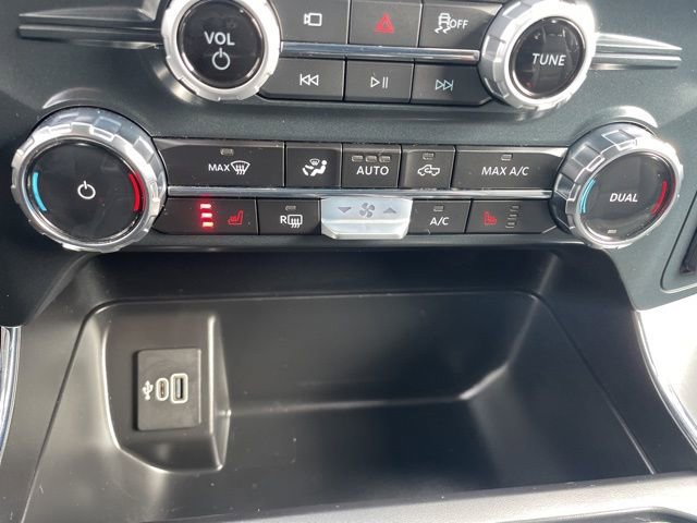 Used 2025 Ford F150 XLT w/ Equipment Group 302A MID image 30