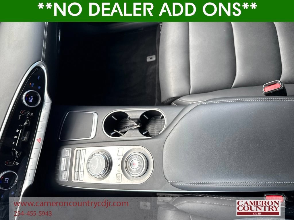 Used 2025 Genesis GV70 2.5T AWD/4WD image 11