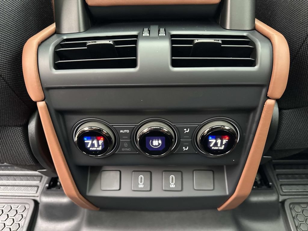 New 2026 Land Rover Defender 110 AWD/4WD image 15