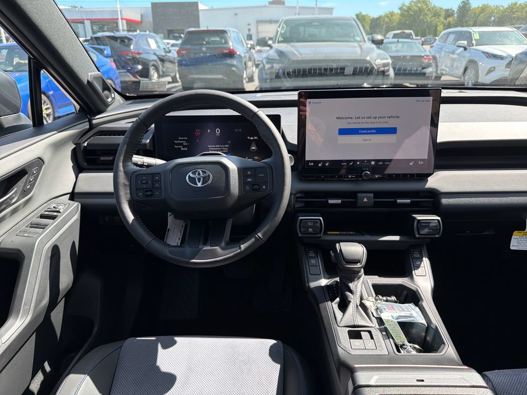 Used 2026 Toyota RAV4 XSE w/ Panoramic Sun Roof Package AWD/4WD image 18