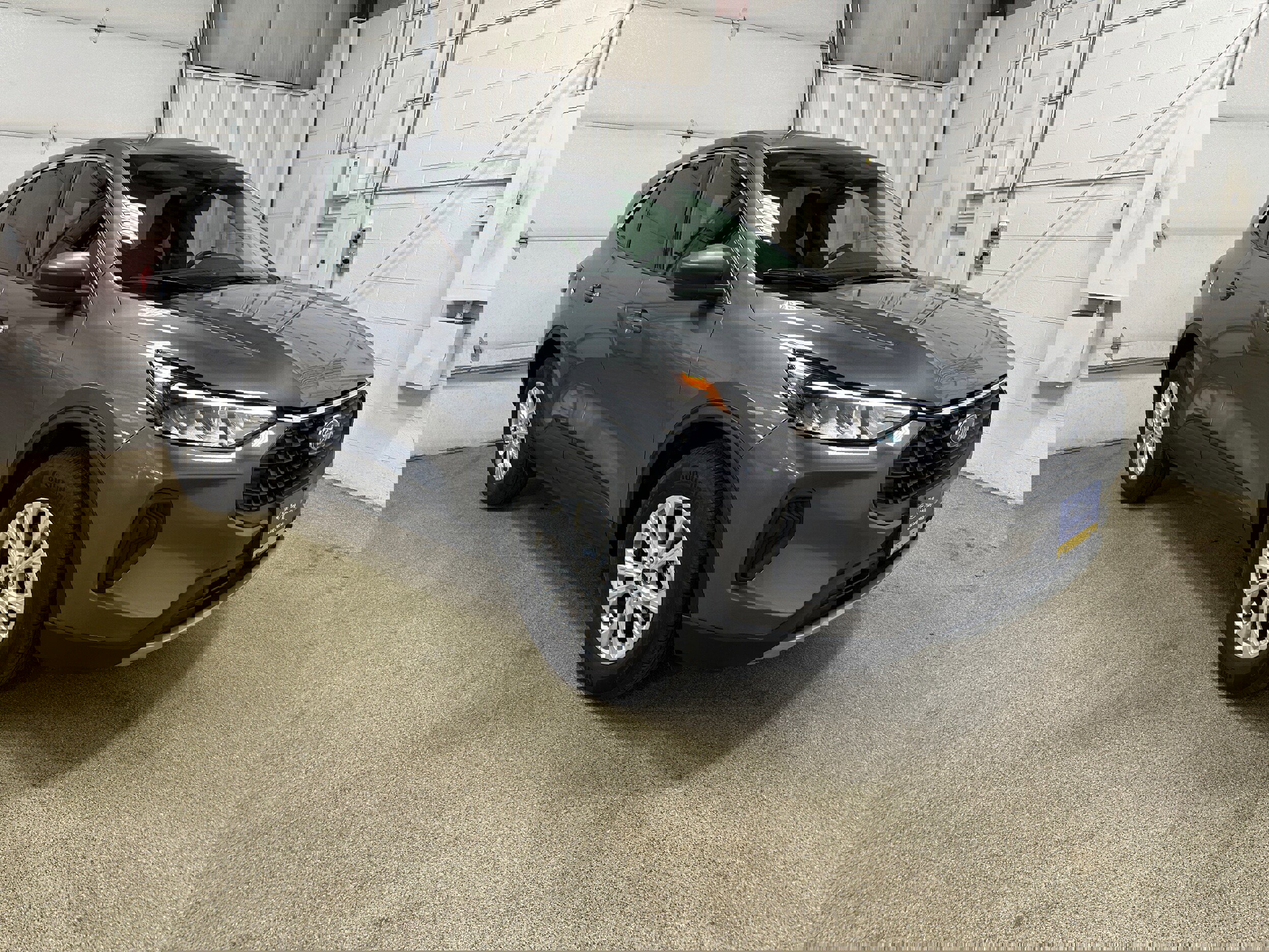 Certified 2024 Ford Escape Active image 3