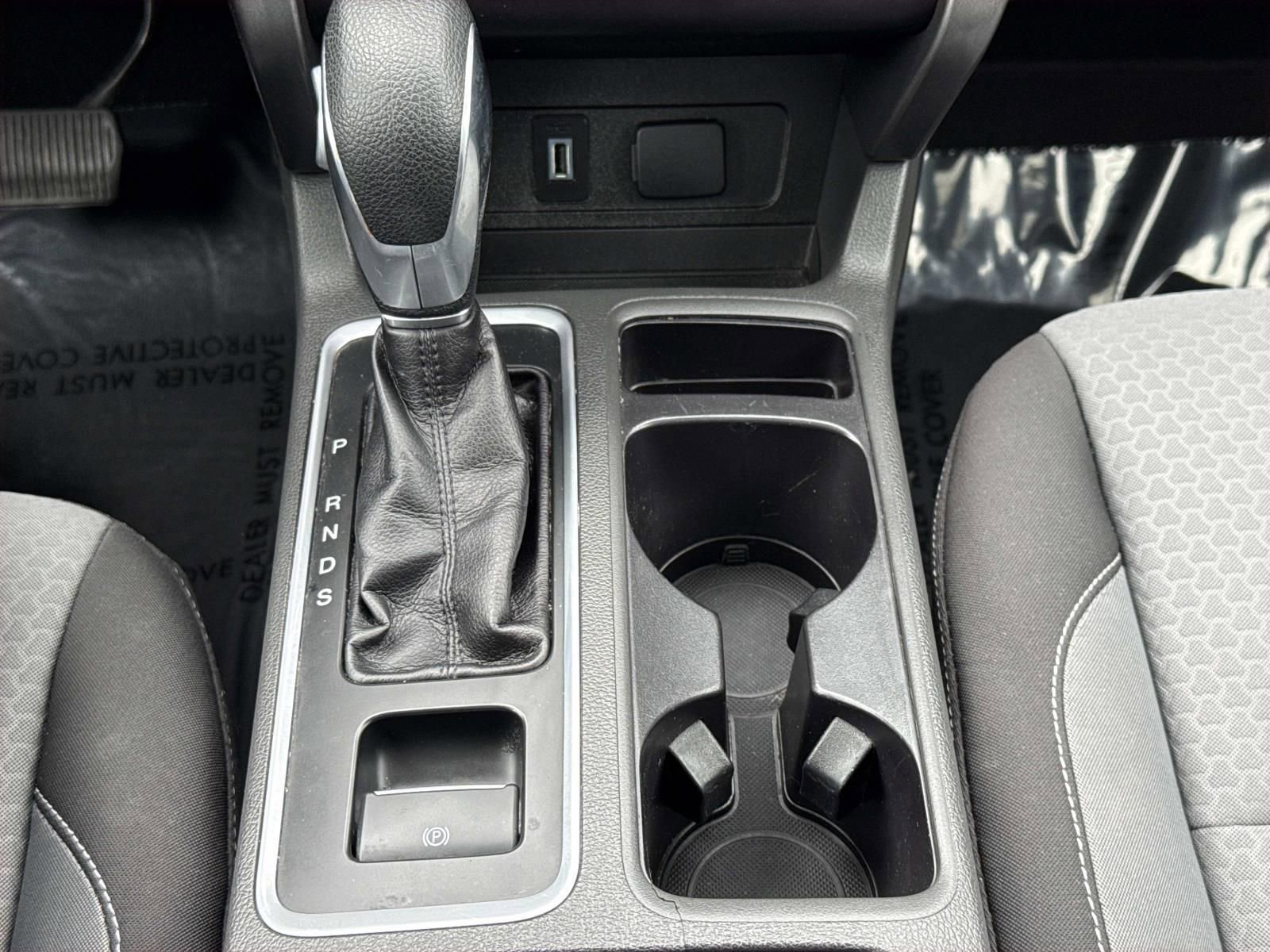 Used 2018 Ford Escape SE image 14