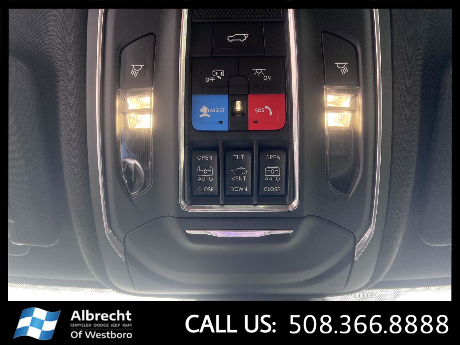 New 2025 Jeep Grand Cherokee Limited image 24