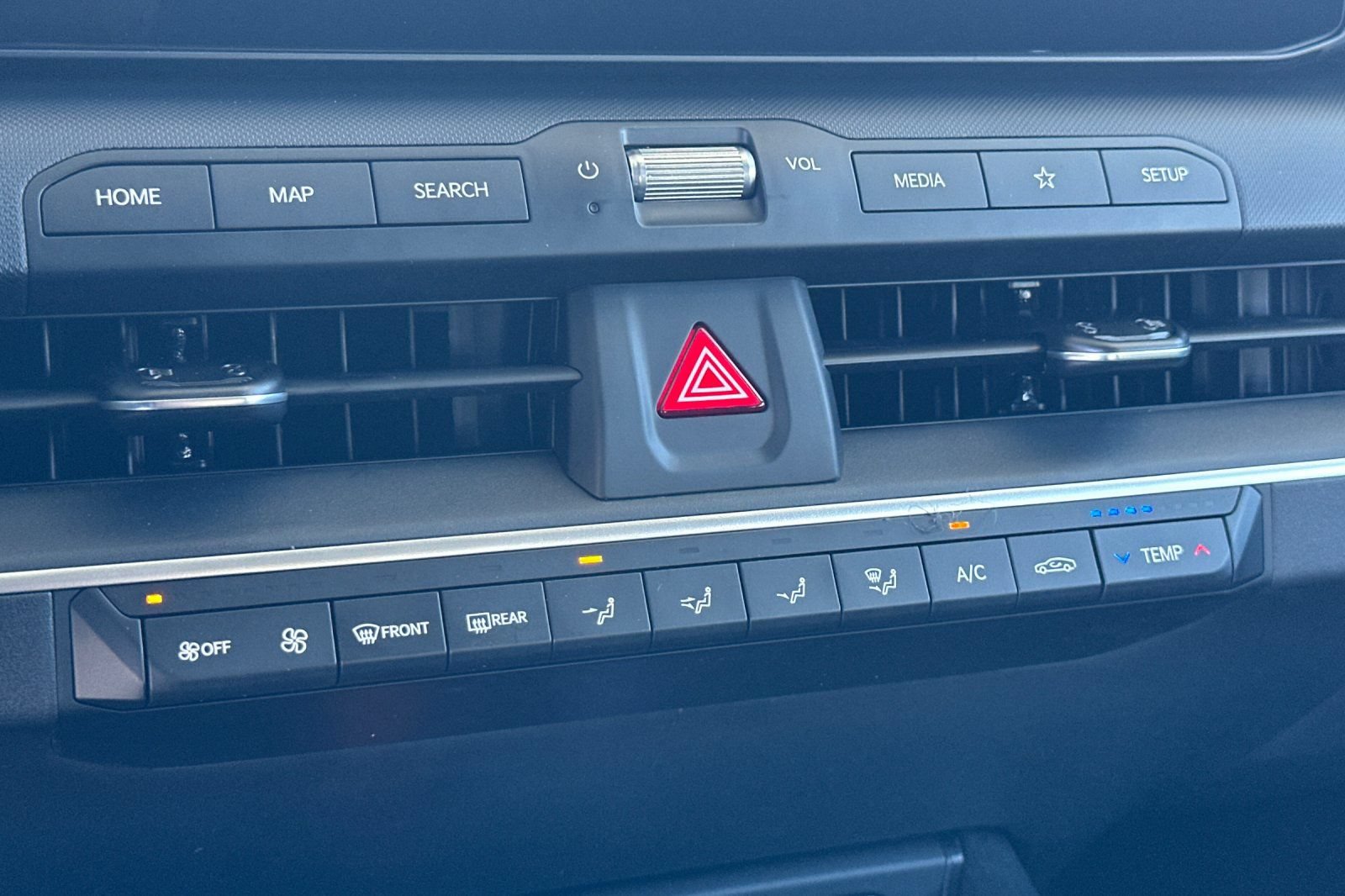 New 2026 Kia K4 FWD image 19