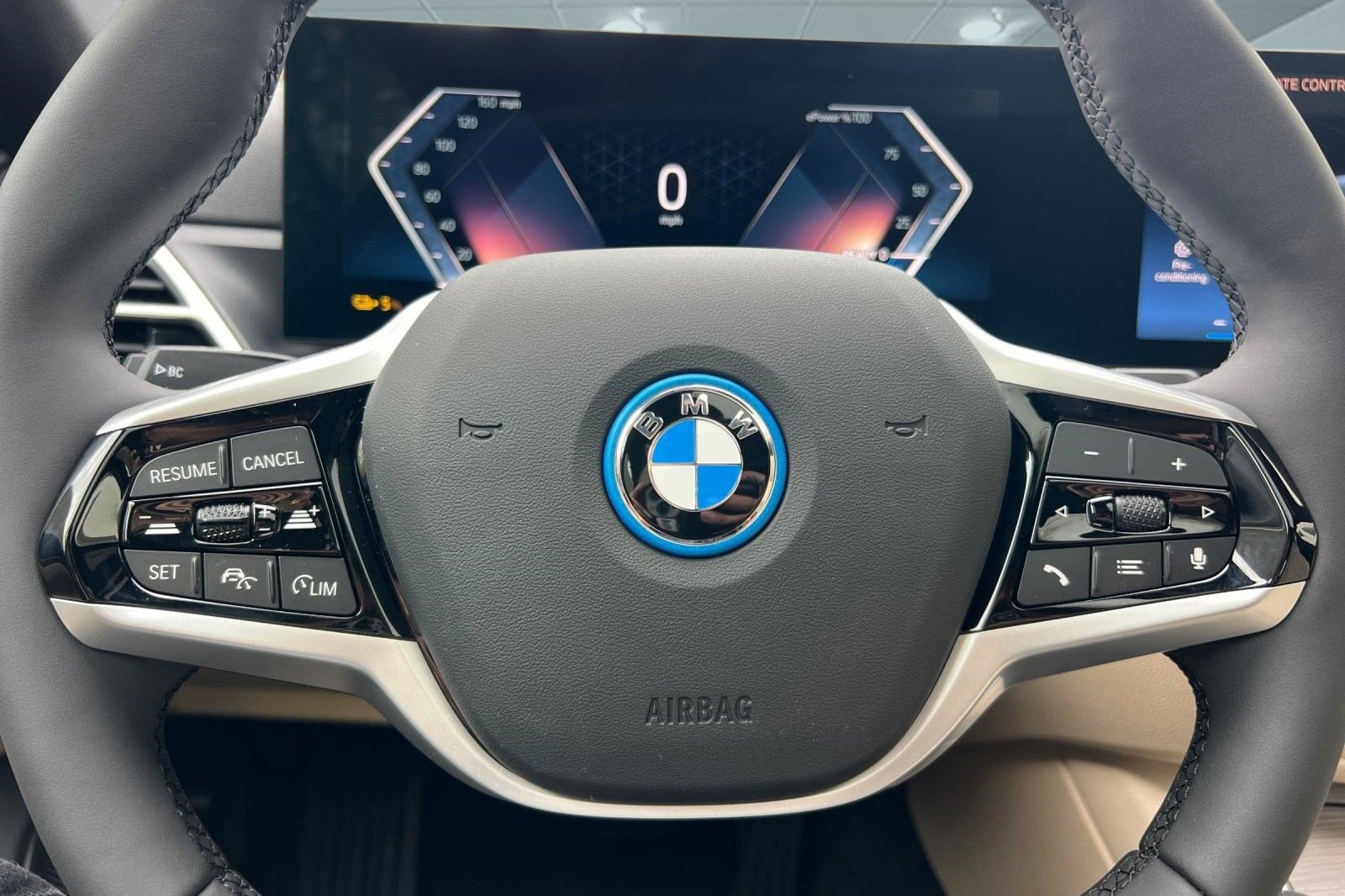 Used 2025 BMW i4 xDrive40i w/ Premium Package image 15